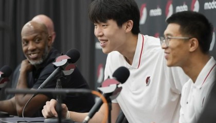 芒果体育app下载-杨毅：如果能给杨瀚森在NBA挑教练，我希望是比卢普斯没出事
